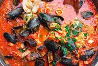 Hearty Italian Seafood Stew