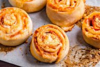 Spiraled Pepperoni Pizza Bites