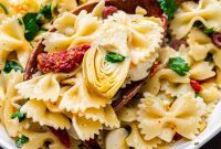 Mediterranean Sun-Dried Tomato and Artichoke Pasta Salad