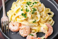 Decadent Shrimp Alfredo Pasta