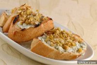 Artisan Gorgonzola Olive Garlic Bruschetta