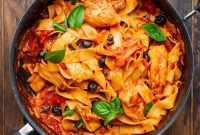 Rustic Chicken Cacciatore Pasta