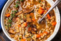 Hearty Mushroom Barley Soup