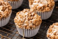Autumn Pumpkin Crumble Muffins