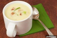 Velvety Cabbage, Leek and Potato Soup