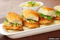 Sweet Heat Thai Chicken Sliders