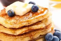 Golden Cornmeal Flapjacks