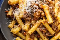 Hearty Genovese Slow-Cooked Pasta