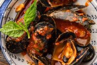Marinara Mussels in Minutes: Easy Seafood Appetizer