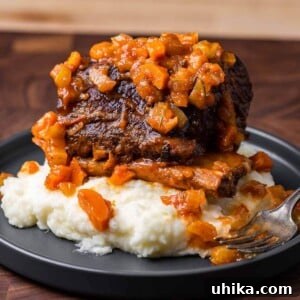 Braised short ribs recipe featured image.