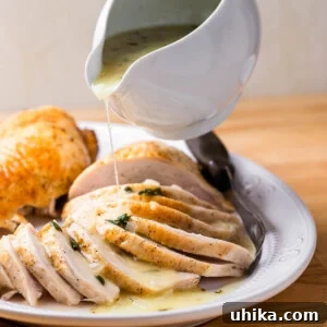 Foolproof Turkey Gravy 9 Easy turkey gravy featured image.